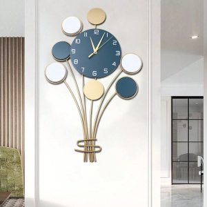 Large Hot Air Balloon Wall Clock – Silent Battery-Operated Design, No Drilling Required
